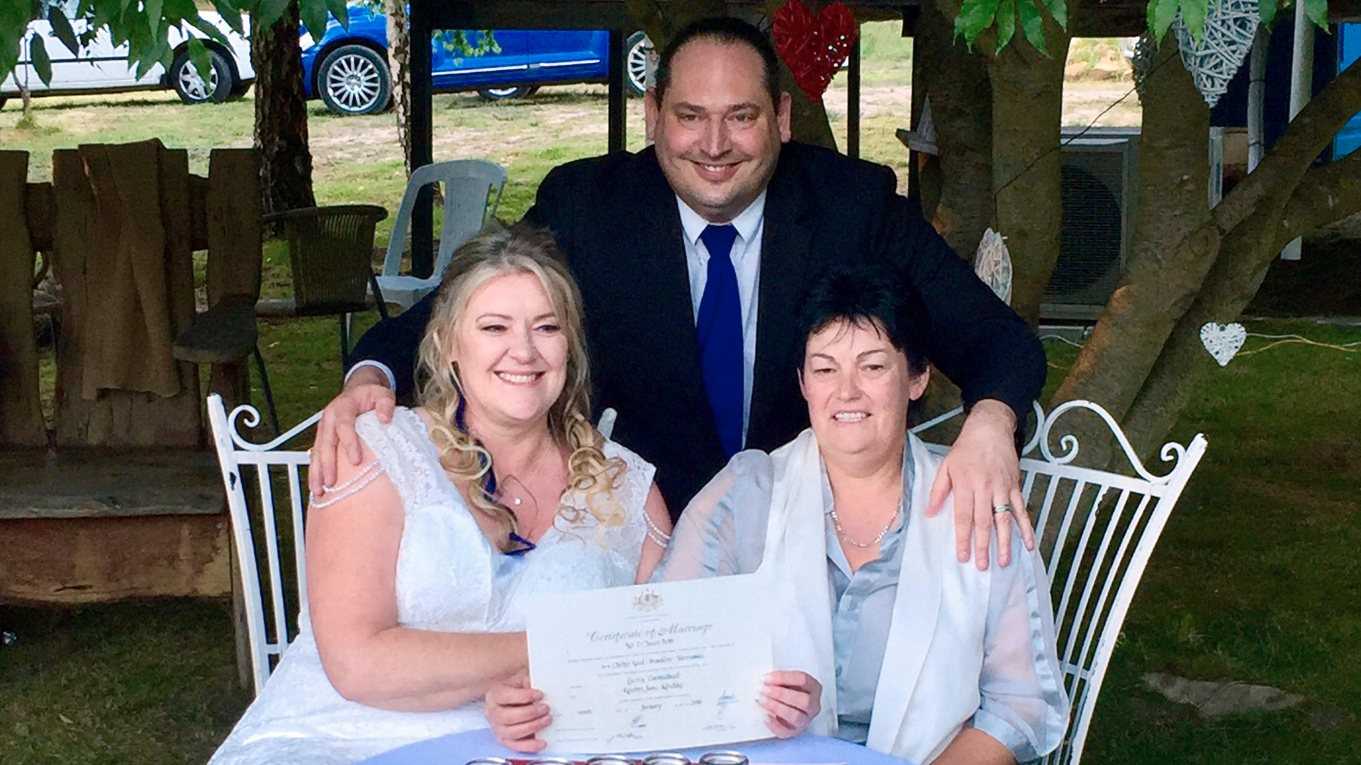 The Daily 202 Trump Systematically Alienates The Latino Diaspora From El Salvador To Puerto Rico And Mexico The Washington Post