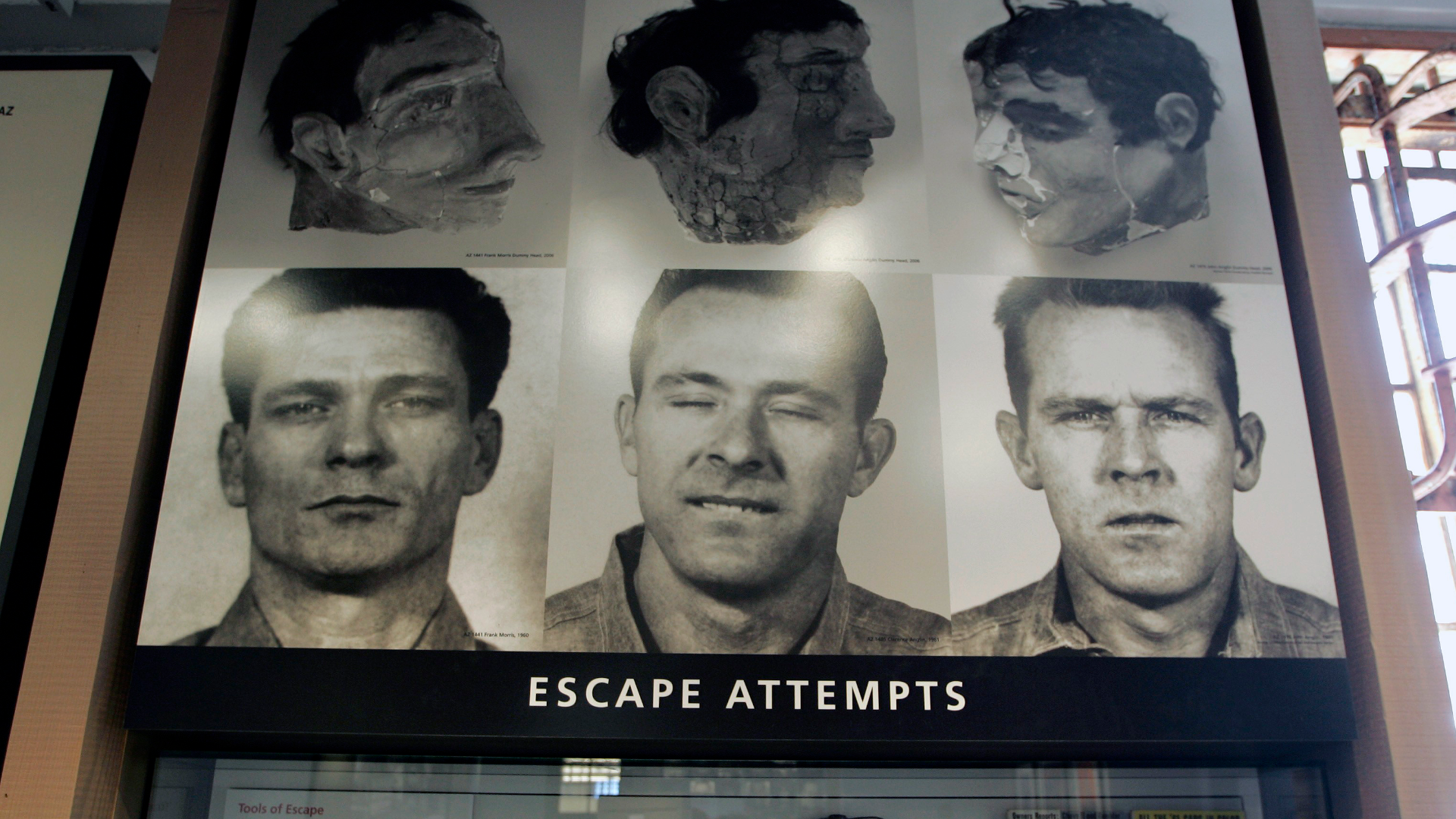 Escape from Alcatraz: US Marshals hunt criminals who dug their way out of  prison in 1962, US News