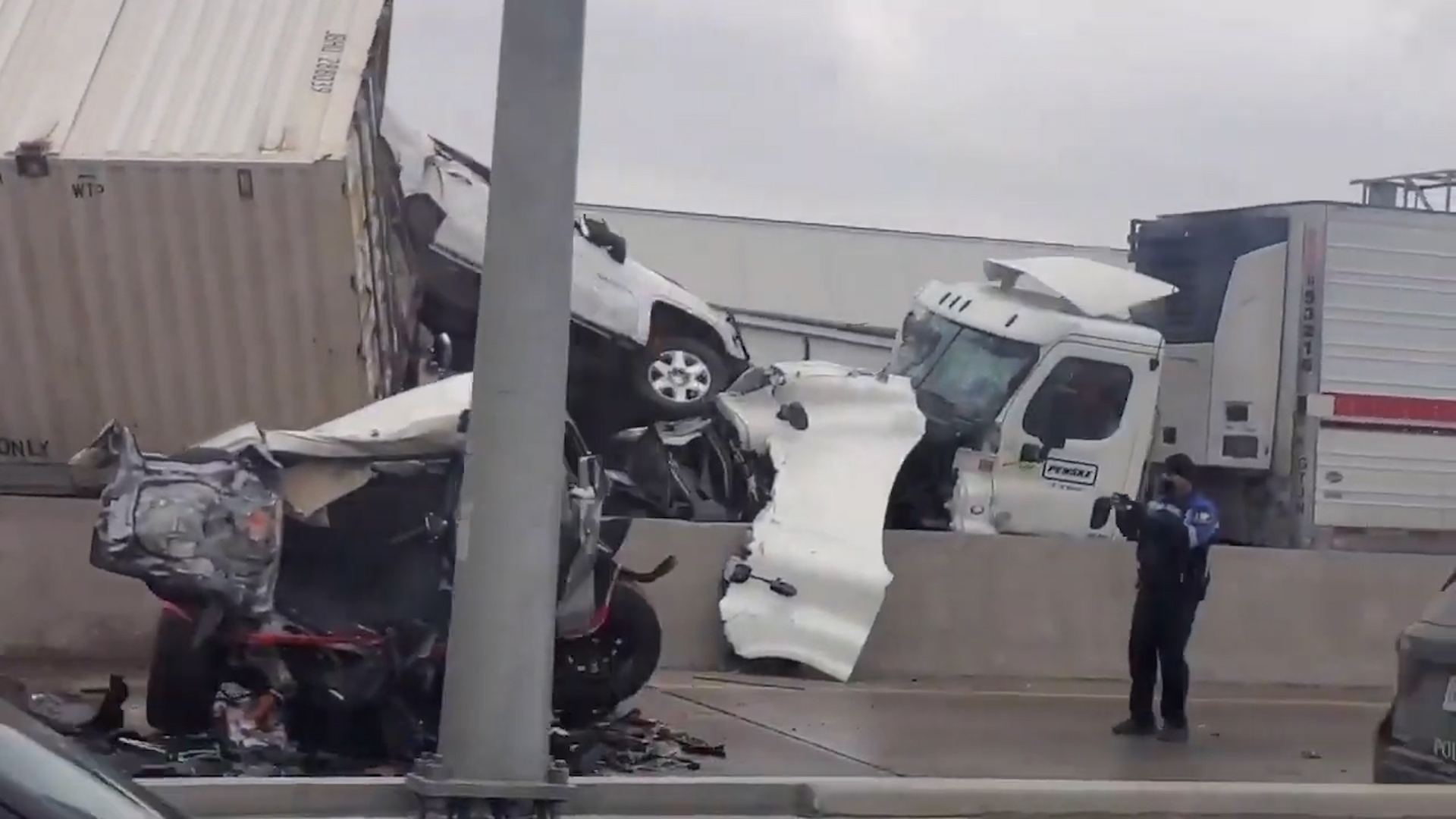 100-car Pileup On Ft Worth Highway Leaves At Least 6 Dead During Ice Storm - The Washington Post