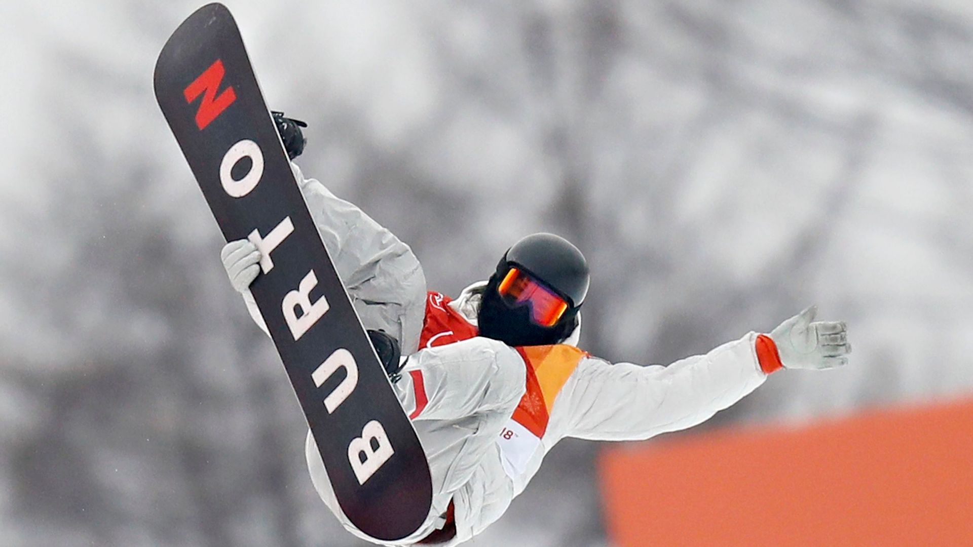 Shaun White proves he's greatest snowboarder ever, winning third career  gold medal - The Washington Post