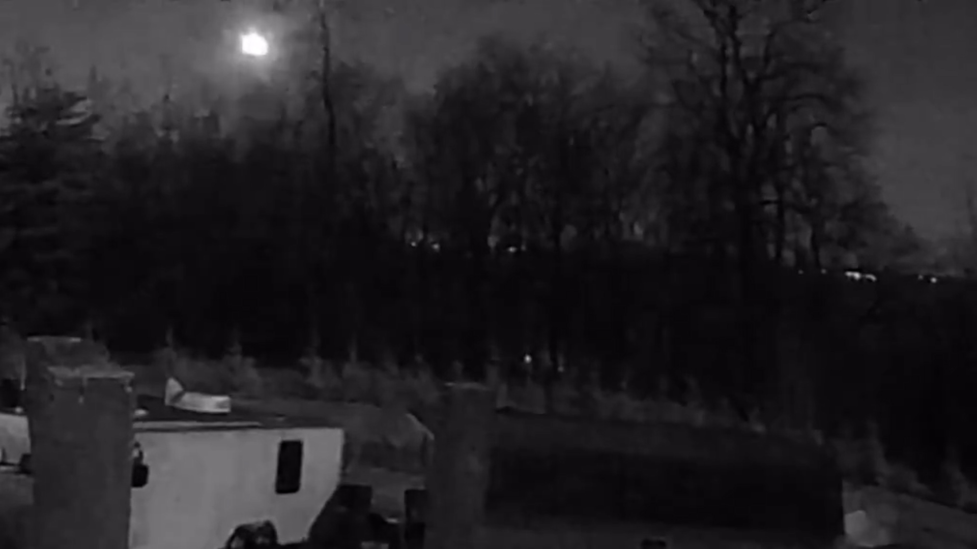 Bright meteor streaks over skies from D.C. area to New York state