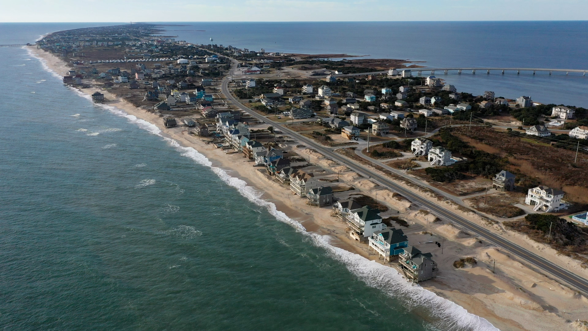 Shifting Sands: Carolina's Outer Banks Face a Precarious Future - Inside  Climate News