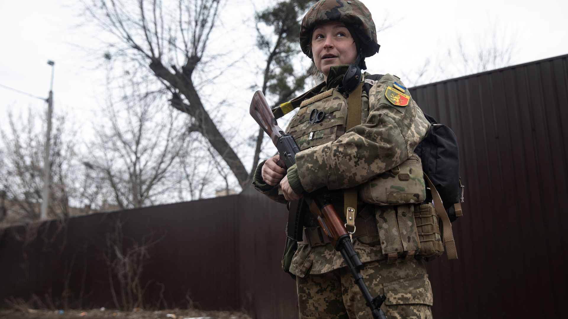 Ukrainian women serving as soldiers and medics to protect their nation -  The Washington Post