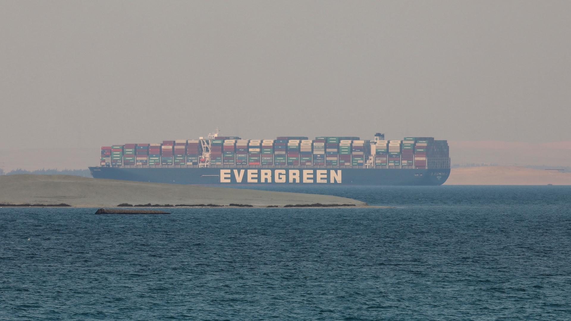 Boat Freed From Suez Canal Egypt Wants 1 Billion In Compensation After Incident And The Ever Given S Owner Is Trying To Limit Its Liability By Suing Evergreen The Washington Post