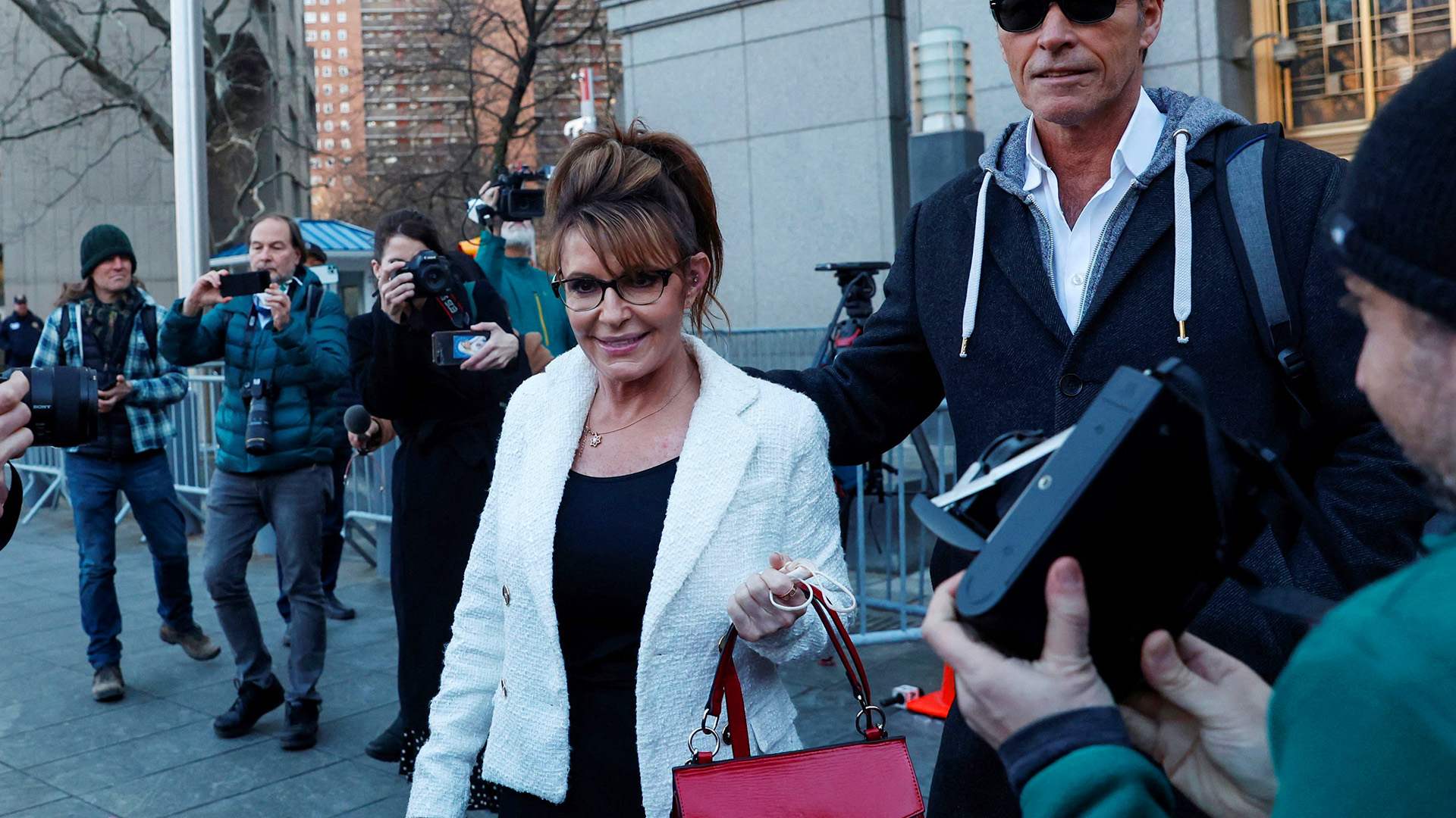 Sarah Palin is running for Congress. Many Alaskans are skeptical of her. (washingtonpost.com)
