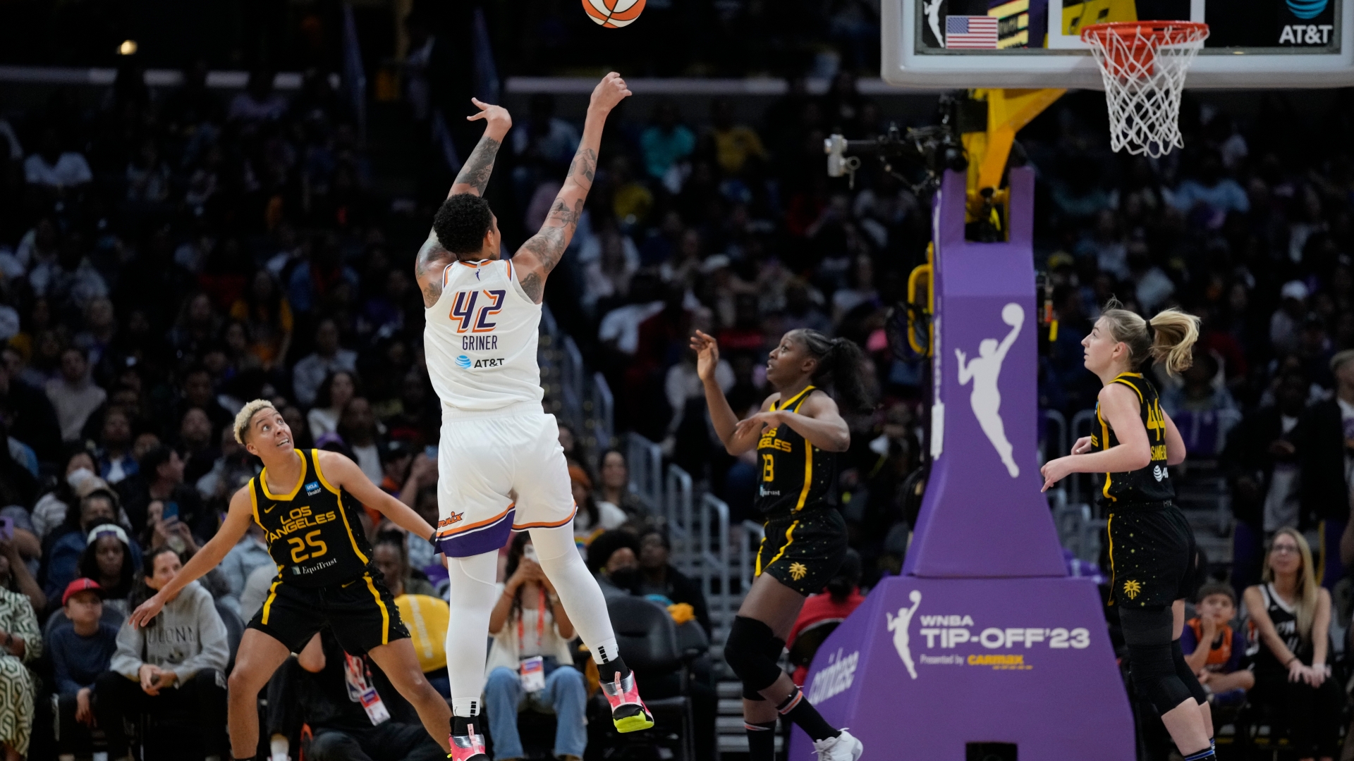 WNBA: Brittney Griner, Phoenix Mercury face Los Angeles Sparks