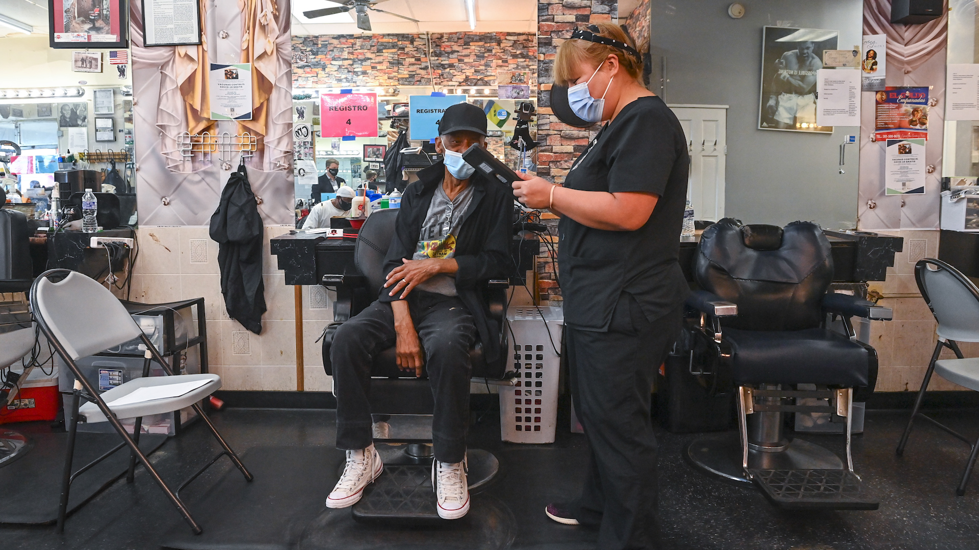 Media barbershop opens in defiance of Gov. Wolf's coronavirus