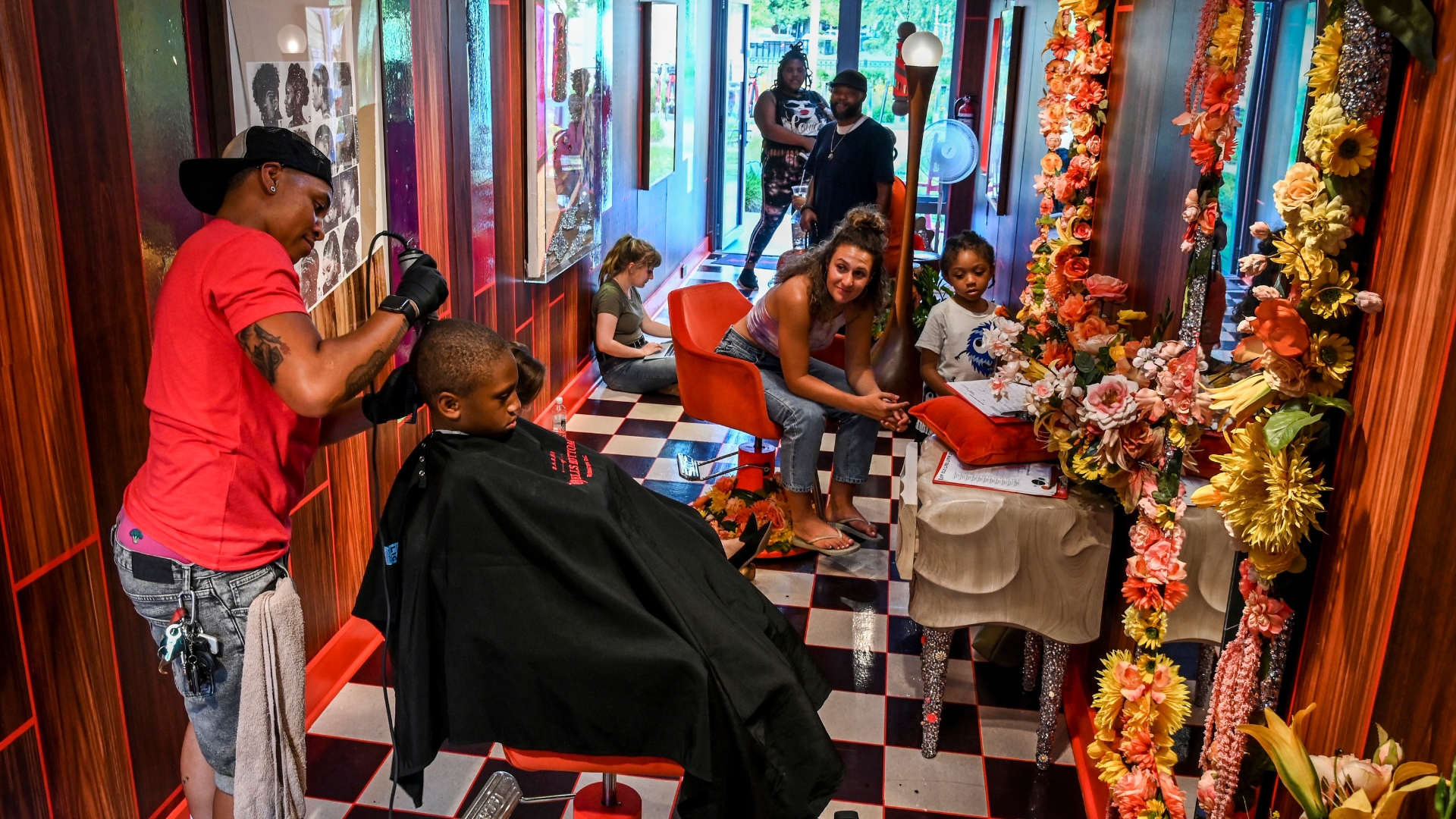 Barber Shop - Focus on African American Artists