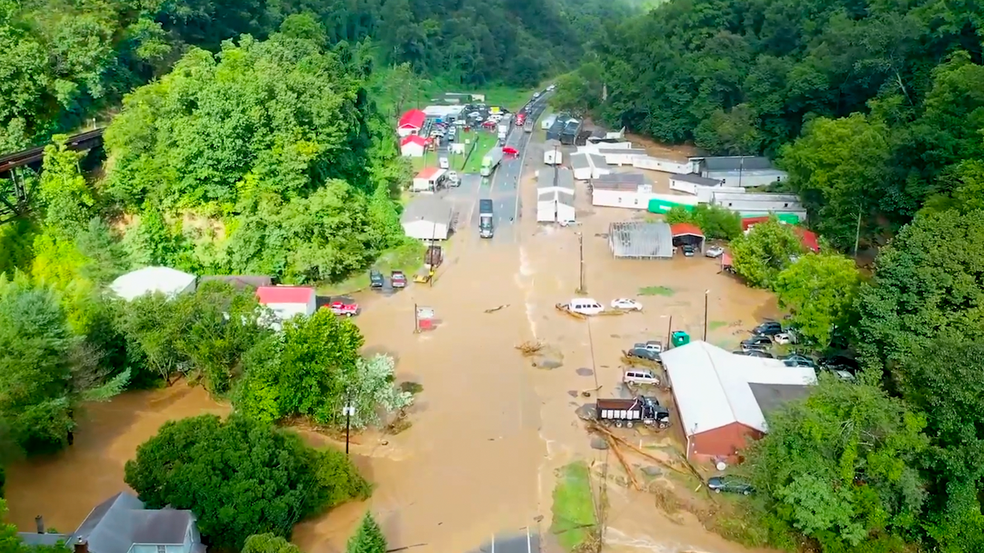 2 dead, 20 missing in North Carolina county flooded by Tropical