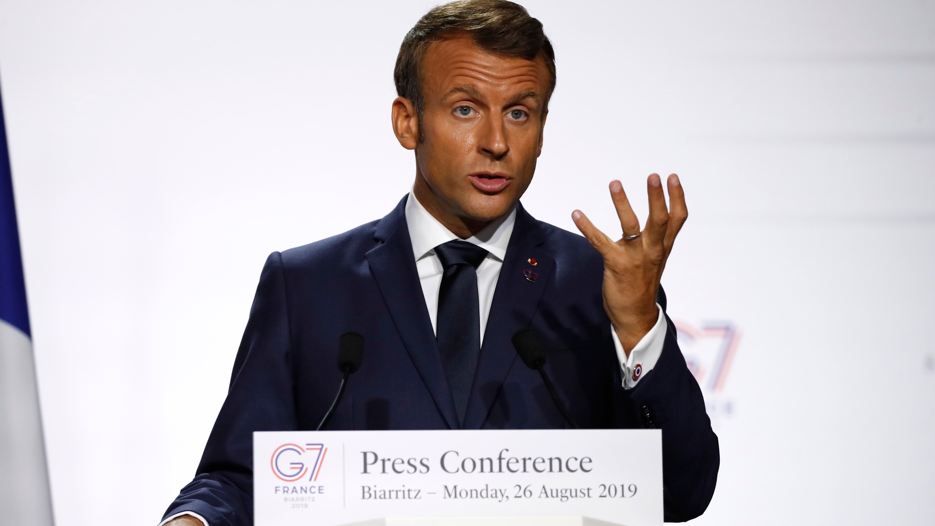 Macron Criticizes Bolsonaro Over Incredibly Disrespectful Comments About Wife Brigitte The Washington Post