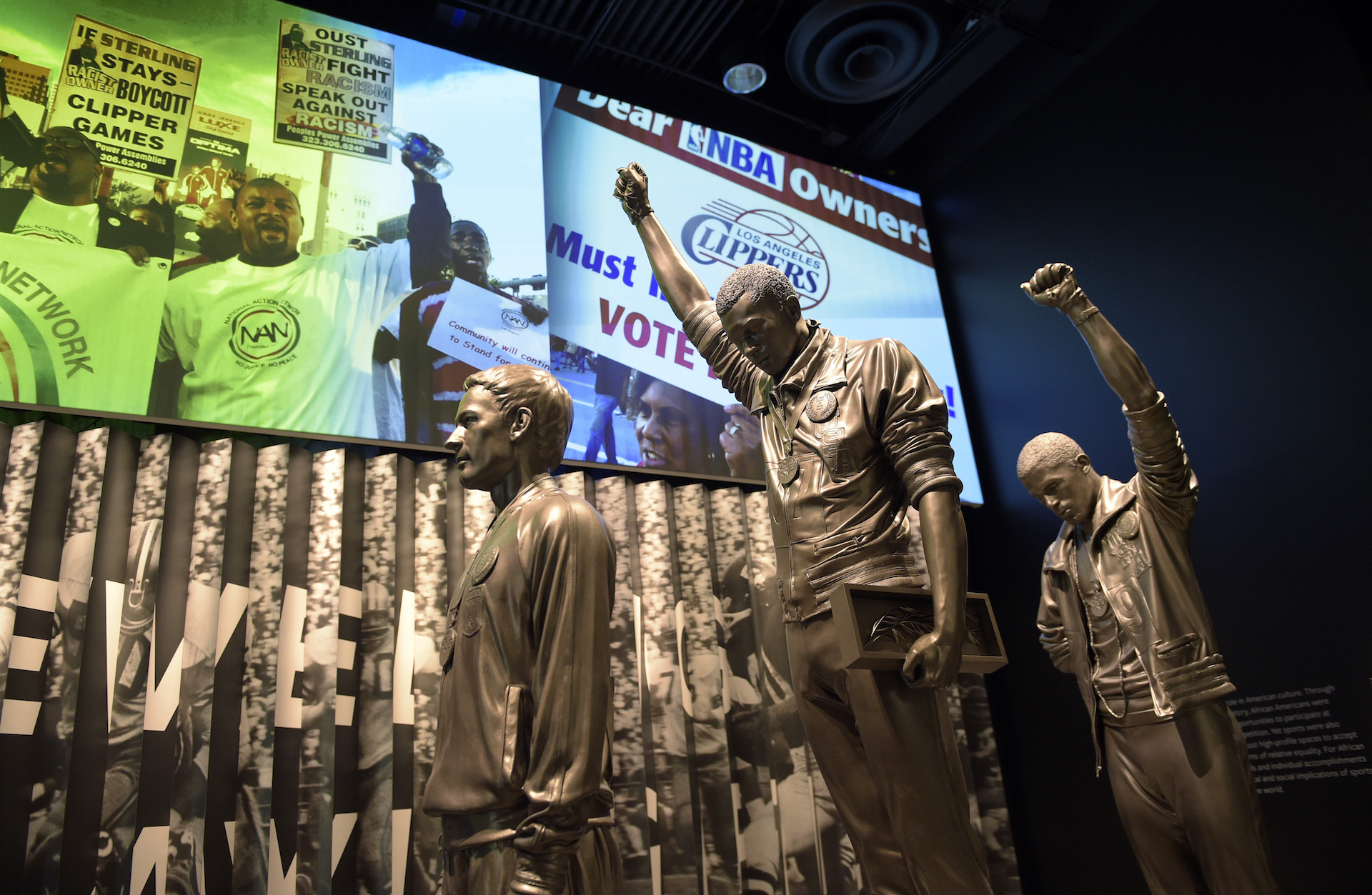 Good Luck Getting Into the National Museum of African American History and  Culture Before Winter