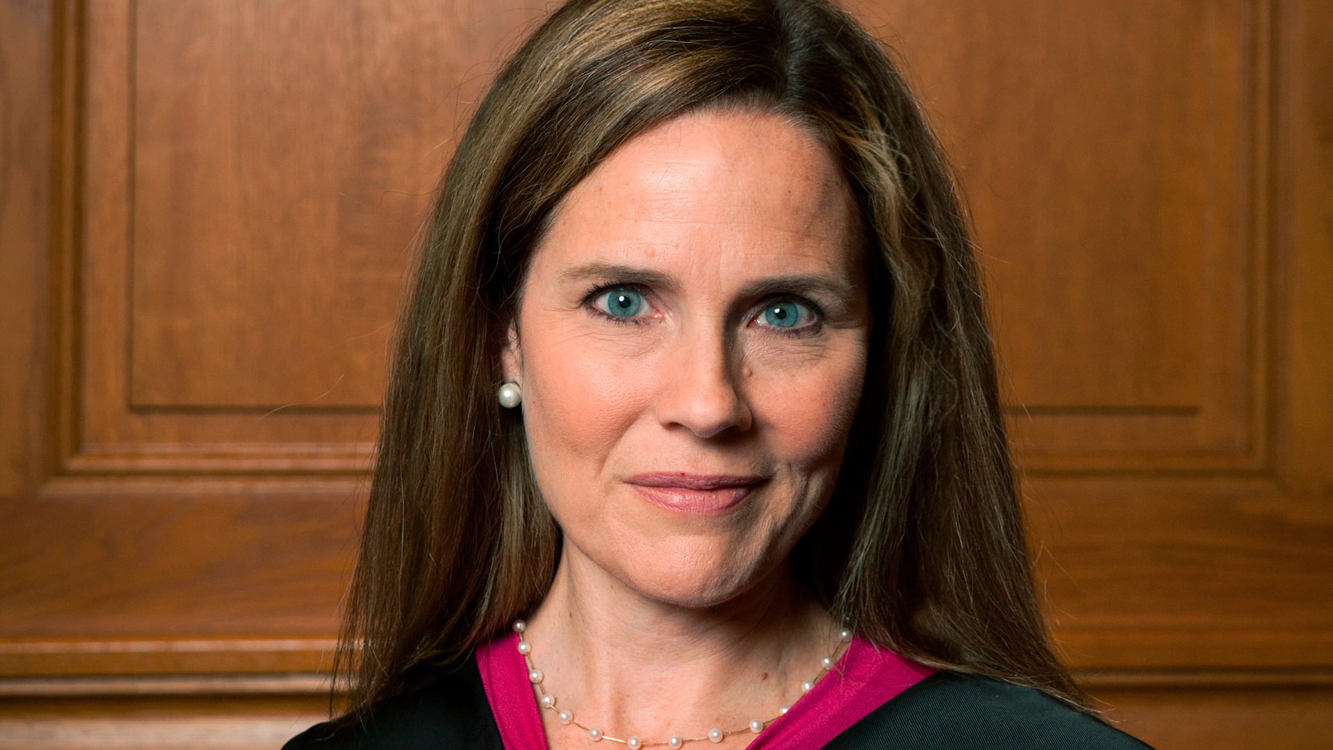 Female lawyer slammed for criticizing Amy Coney Barrett's 'inappropriately  casual' outfit & telling her to wear a jacket