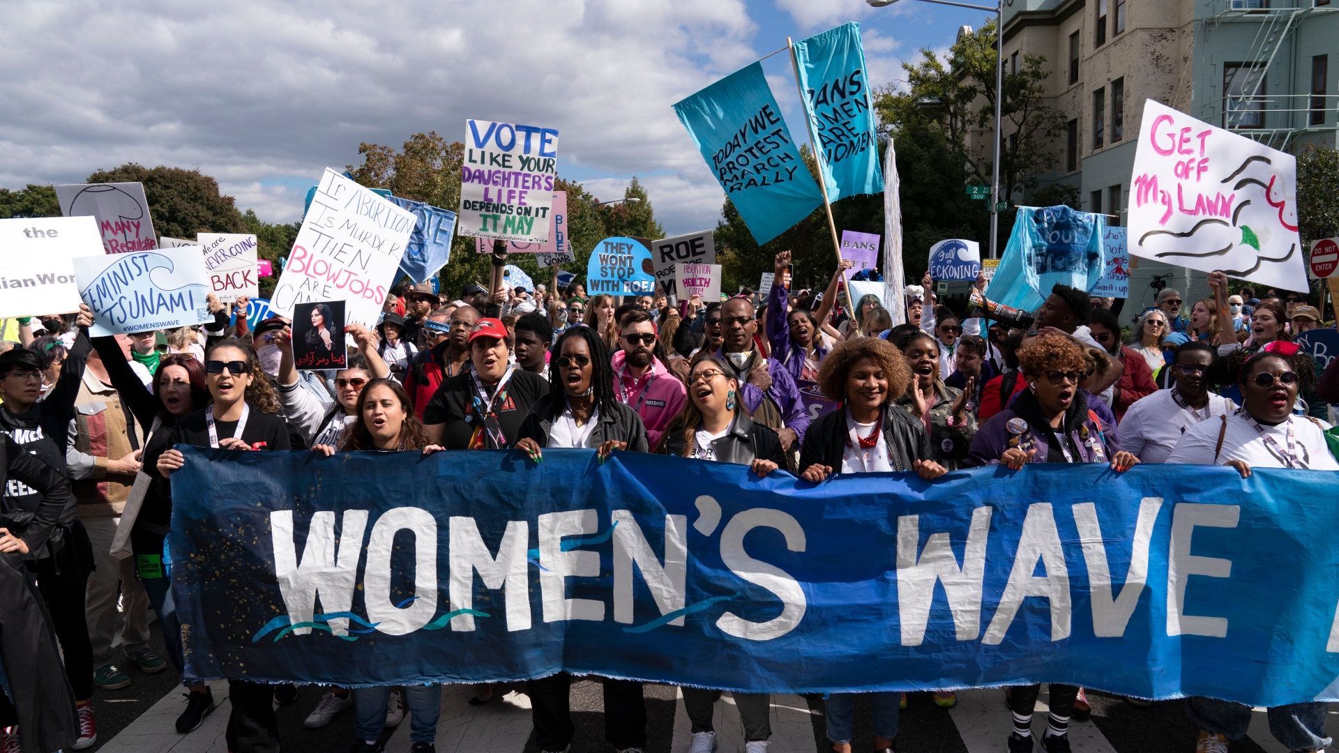 Women's March counter-protesters denounce feminism