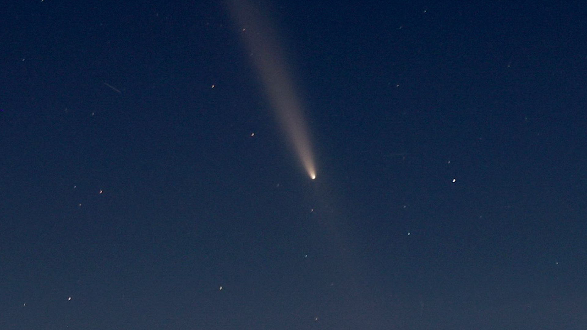cometページ GALLERY: Tsuchinshan-ATLAS, the once-in-80,000-years comet