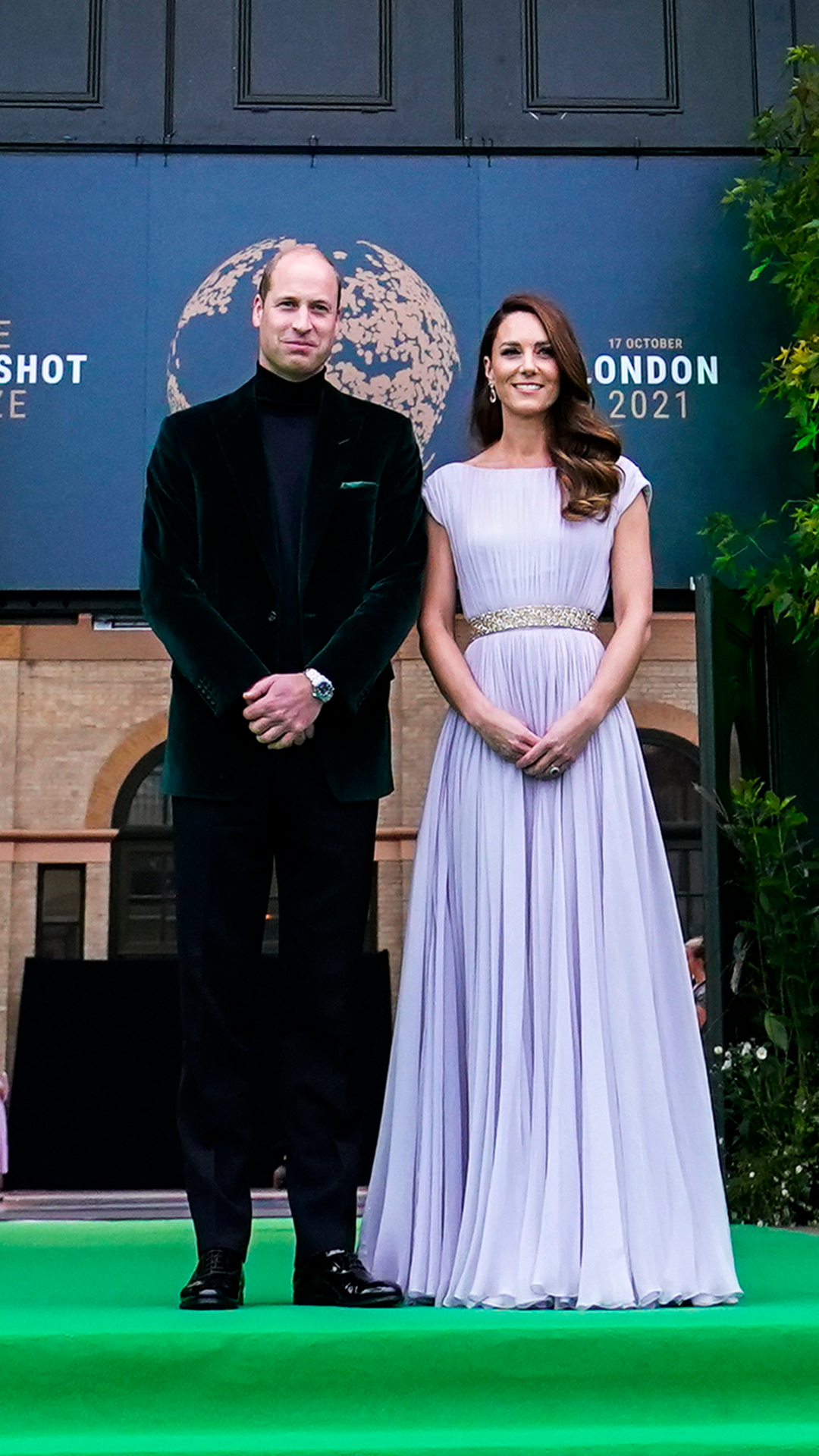 Prince William, Kate Middleton, Emma Watson recycle outfits at