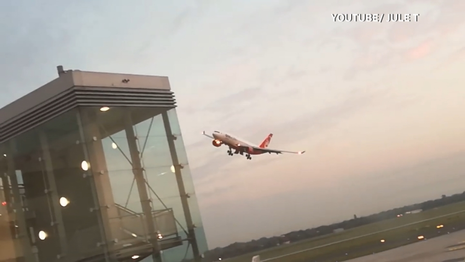 Air Berlin Crew S Thrilling Goodbye Could Mean Auf Wiedersehen To Flying For A While The Washington Post