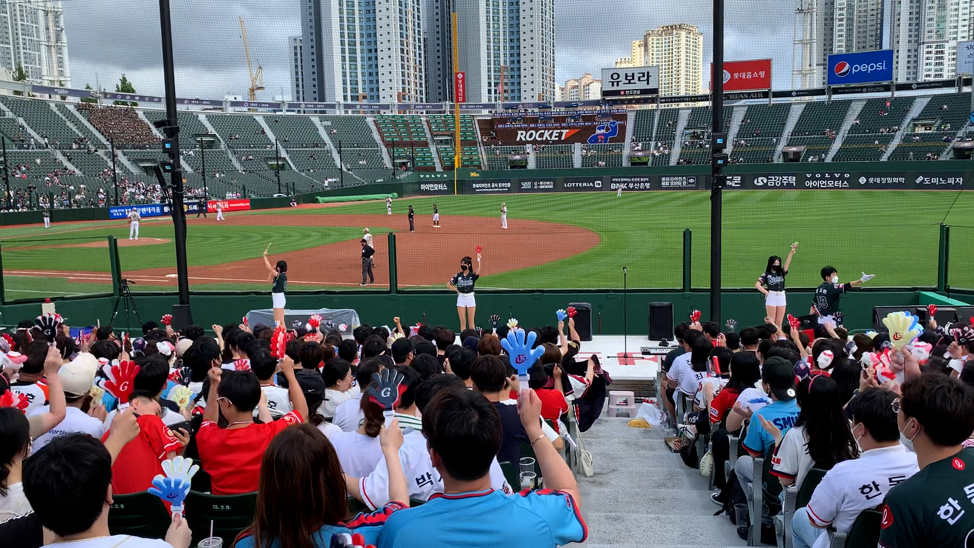 South Korean baseball pitches early May restart with coronavirus dropoff