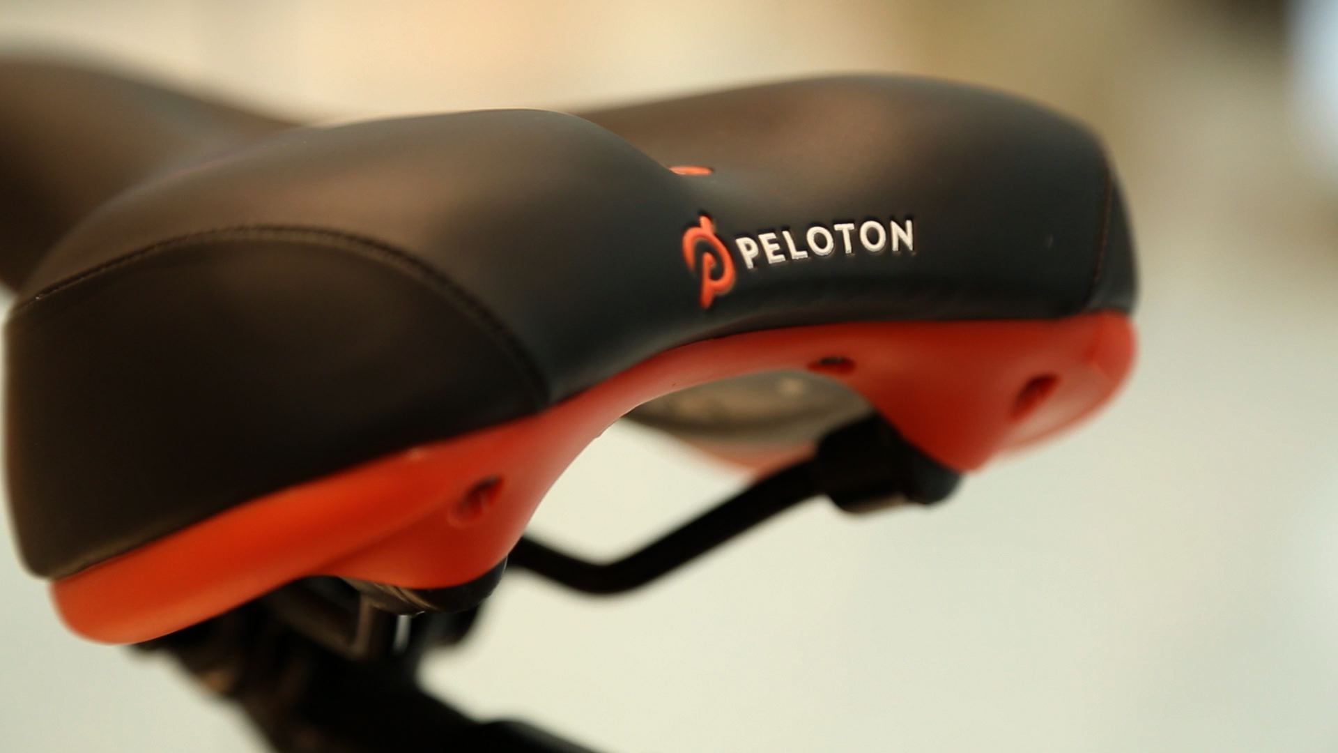 peloton saddle