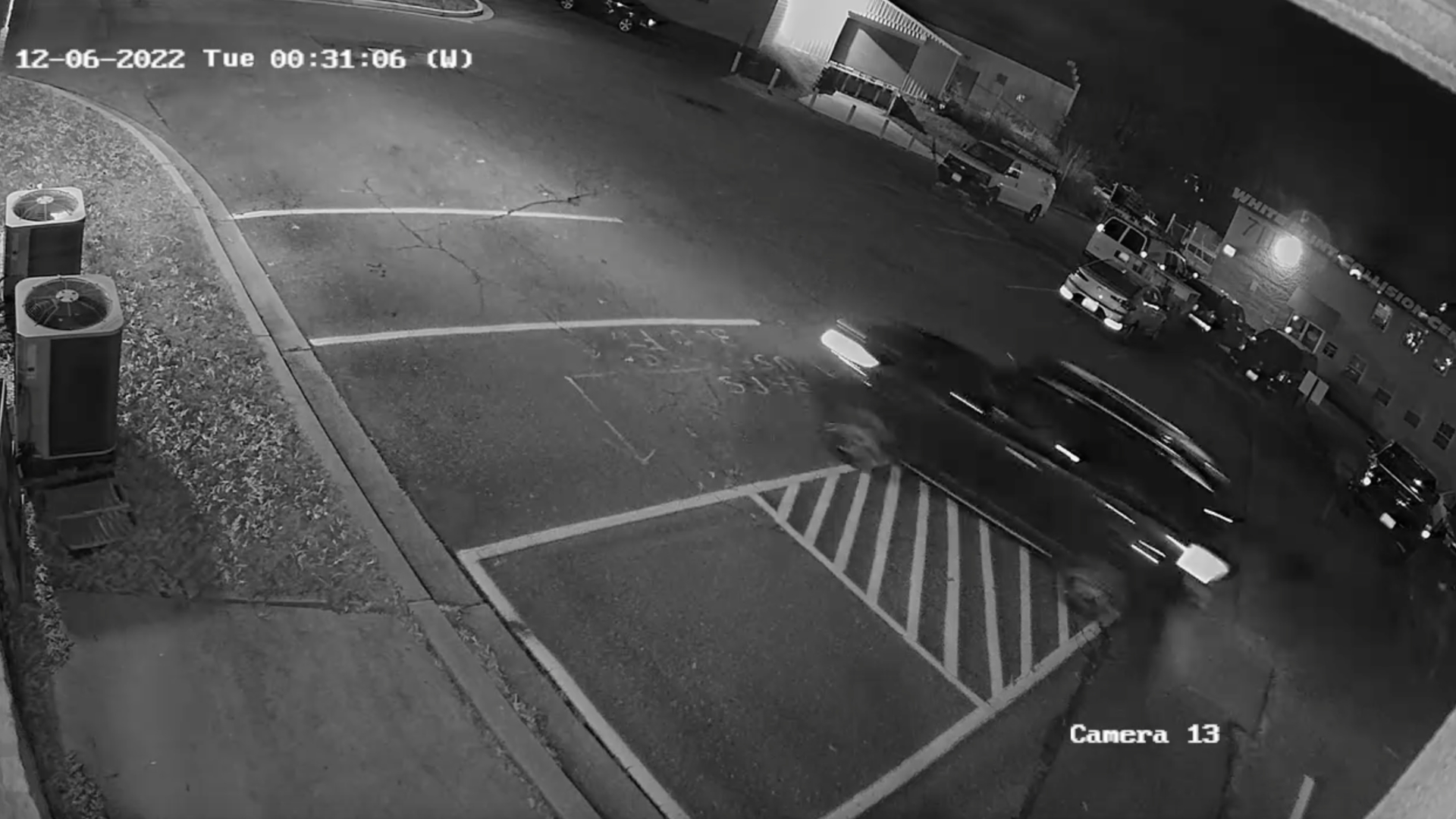 Gun shop owner fired at unmarked police car thinking thieves were