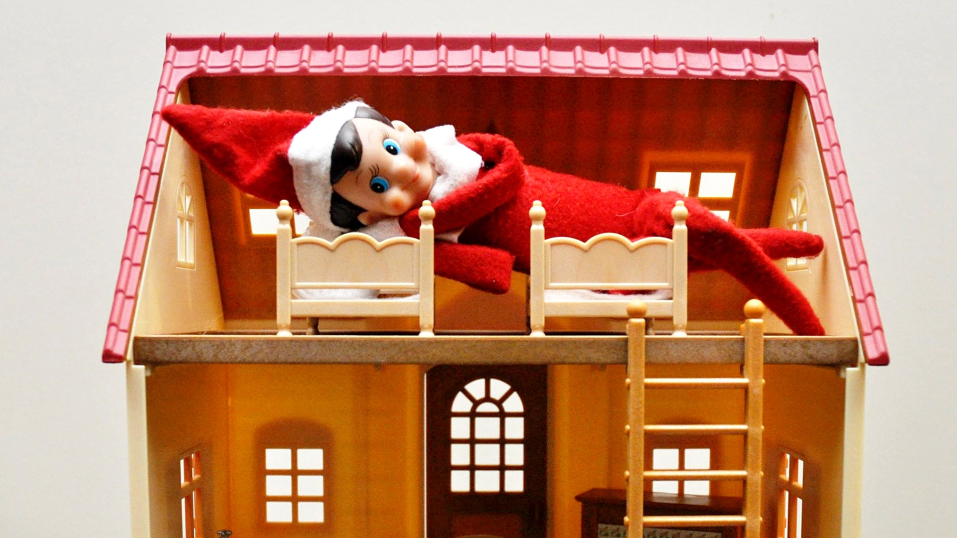 The Elf on the Shelf: Is it joy or stress?