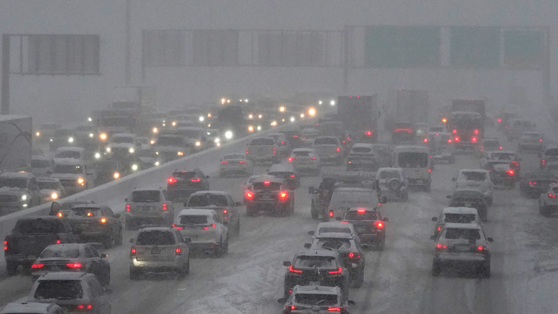 Car wash turned into ice cave amid bomb cyclone cold blast