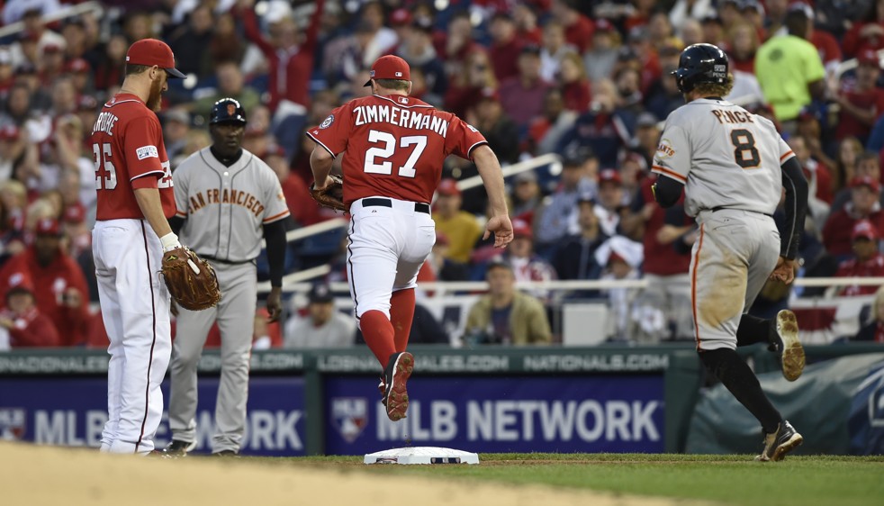 Giants win longest playoff game on Belt's 18th-inning HR