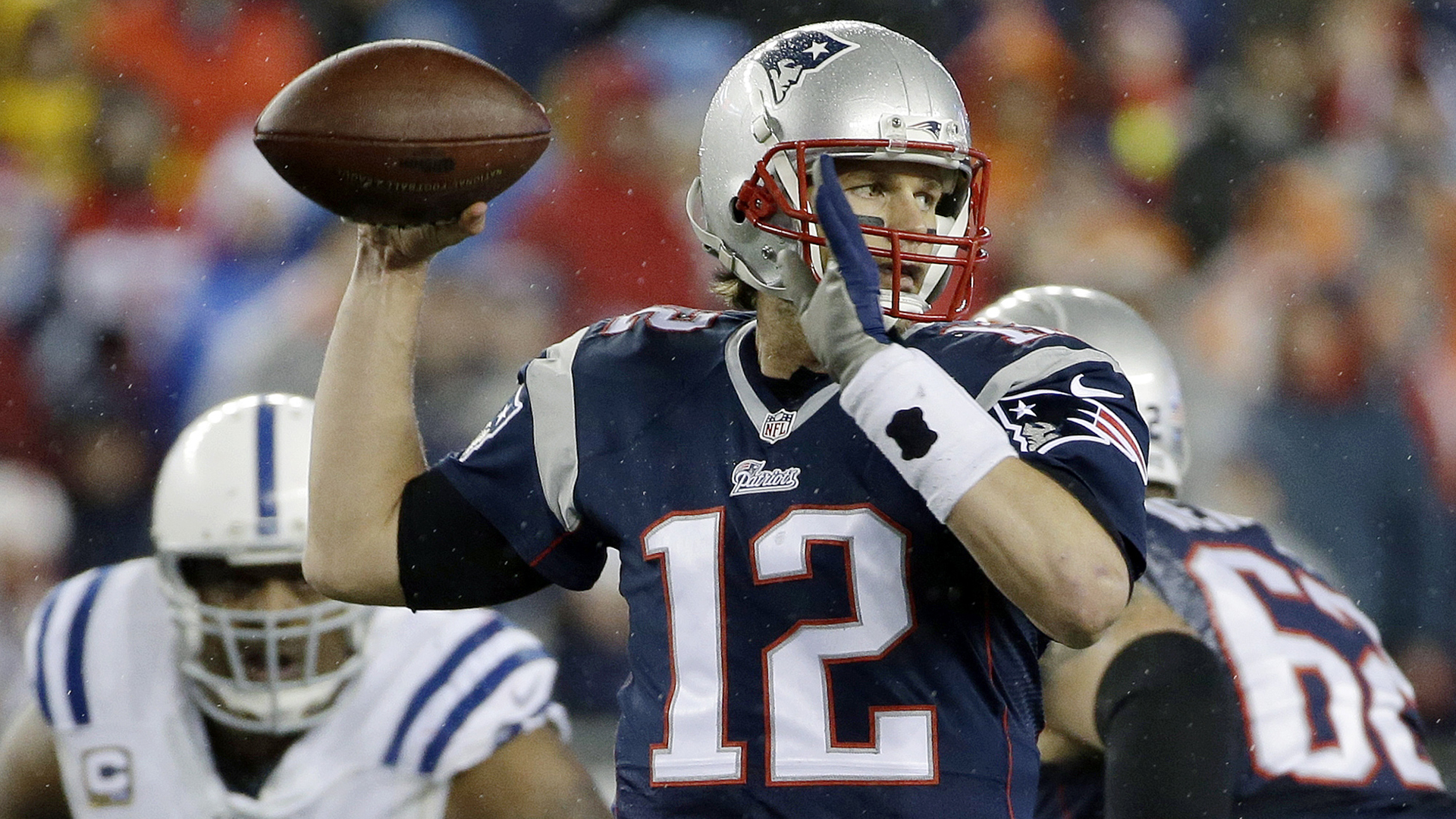 Deflategate: NFL Probing Whether New England Patriots Used Deflated Balls -  ABC News