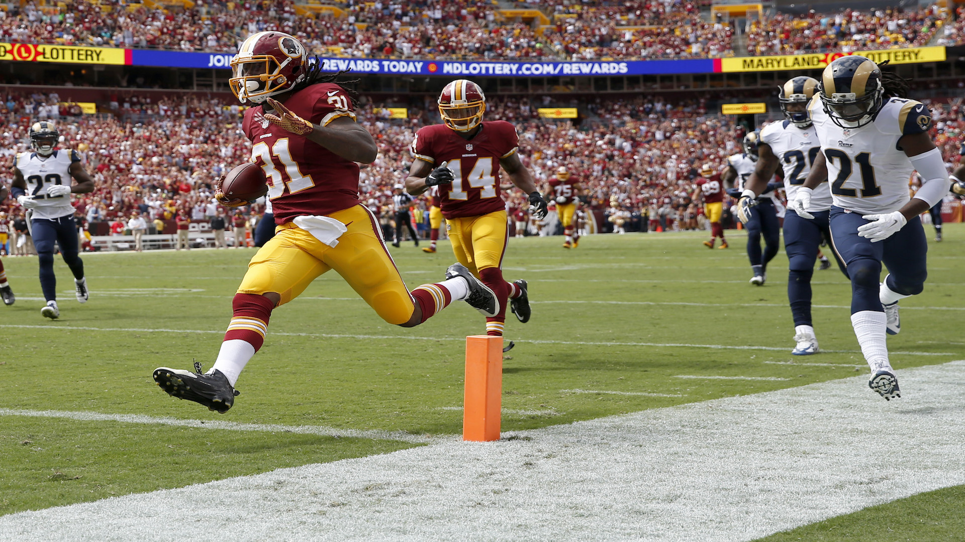 Rookie Matt Jones, revamped D lead Redskins past Rams 24-10