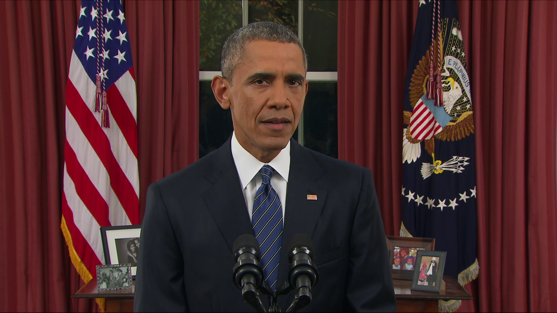 Obama tries to ease anxiety over terrorism with Oval Office address
